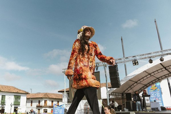 What are the key fashion pieces every UK woman should own in 2024?